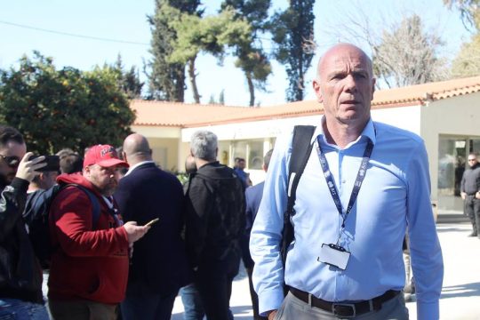 Στιβ Μπένετ